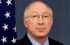 Official portrait of Secretary of the Interior Ken Salazar