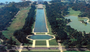 The Lincoln Memorial Reflecting Pool and Rainbow Pool before construction of the World War II Memorial.