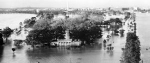 1985 East Potomac Park with the Washington Monument in the distance (Photo courtesy Library of Congress)