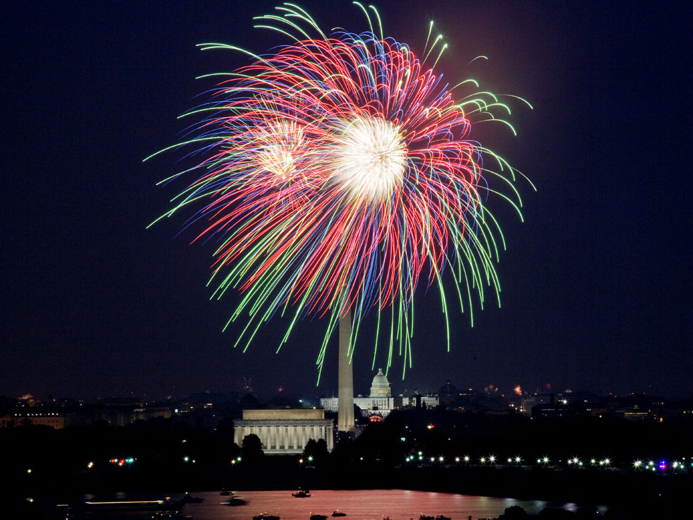 Washington, D.C. July 4th fireworks (Carol M. Highsmith)